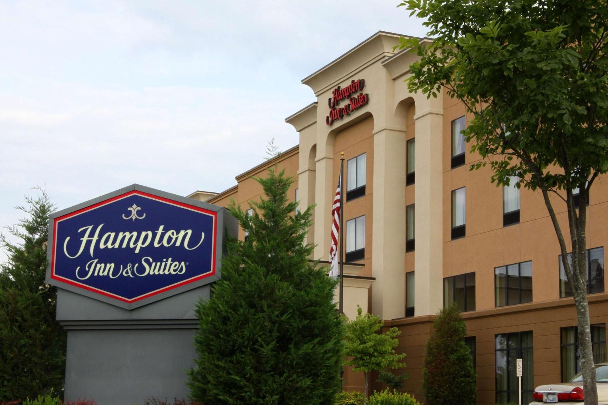 Hampton Inn & Suites Падука Екстериор снимка